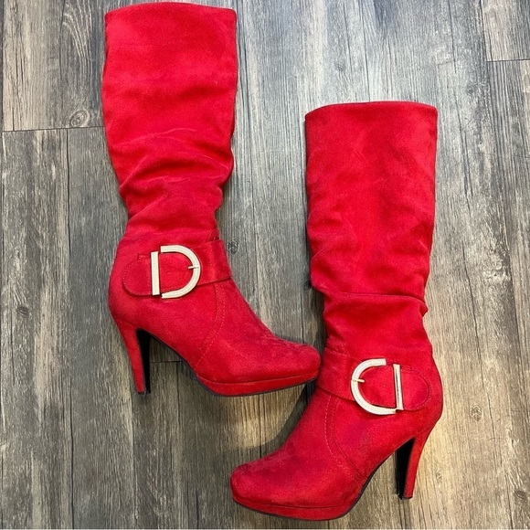 Dream Pairs Red Suede Fur Lined High Heels Boots With Gold Buckle Size 8 - Picture 1 of 11